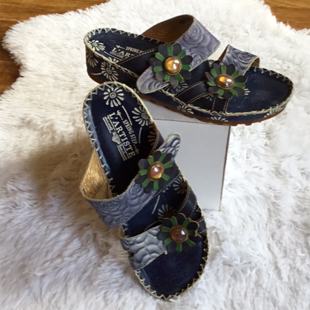 L’Artiste Spring Step Sandals Flower 2 Strap Flowers Blue Size US 9/EU 40 NWOB